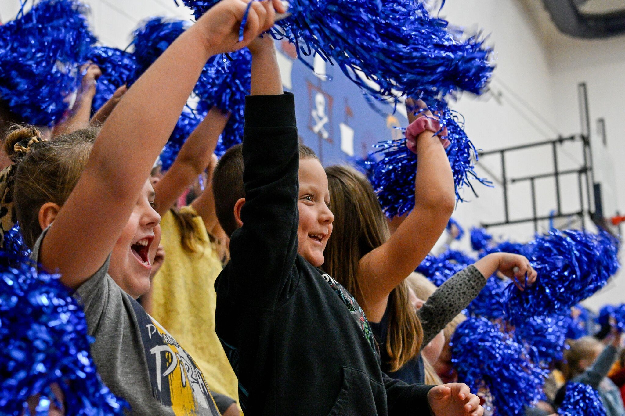 Elementary students cheering