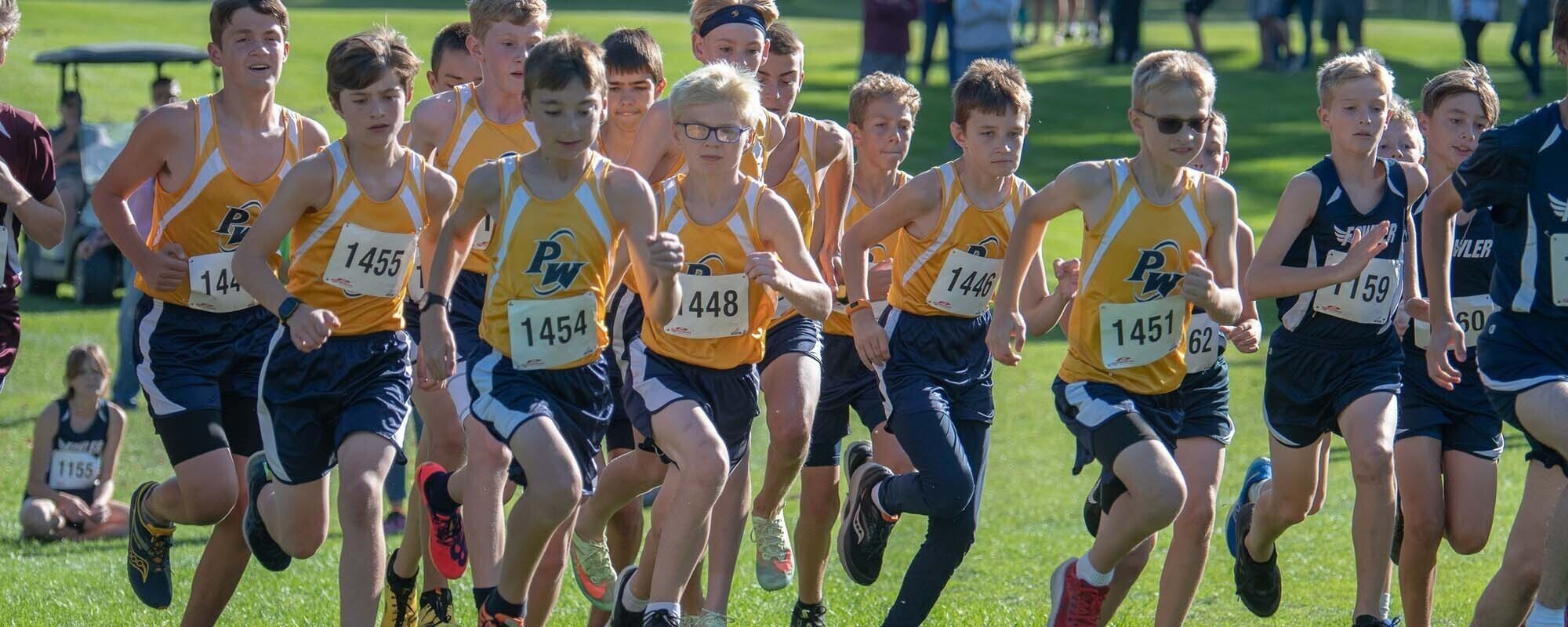 Middle School Cross Country Boys team running